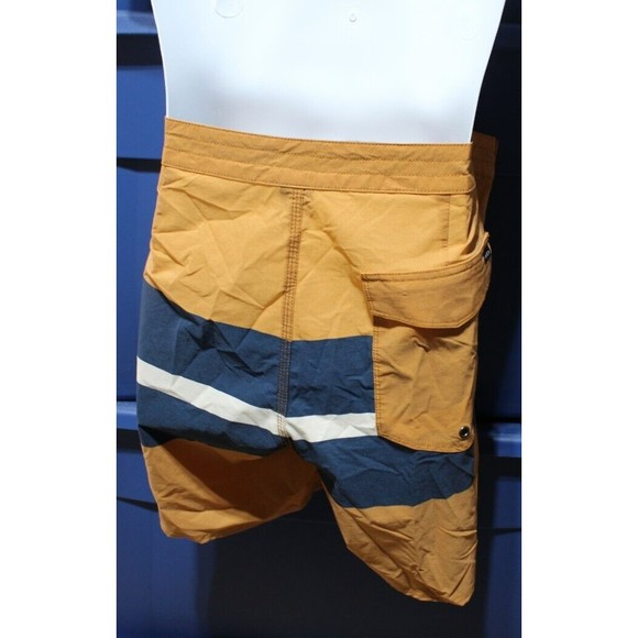 RVCA Men's 17" Westport Board Shorts Size 36 Orange & Blu M1121RWT - Picture 2 of 2
